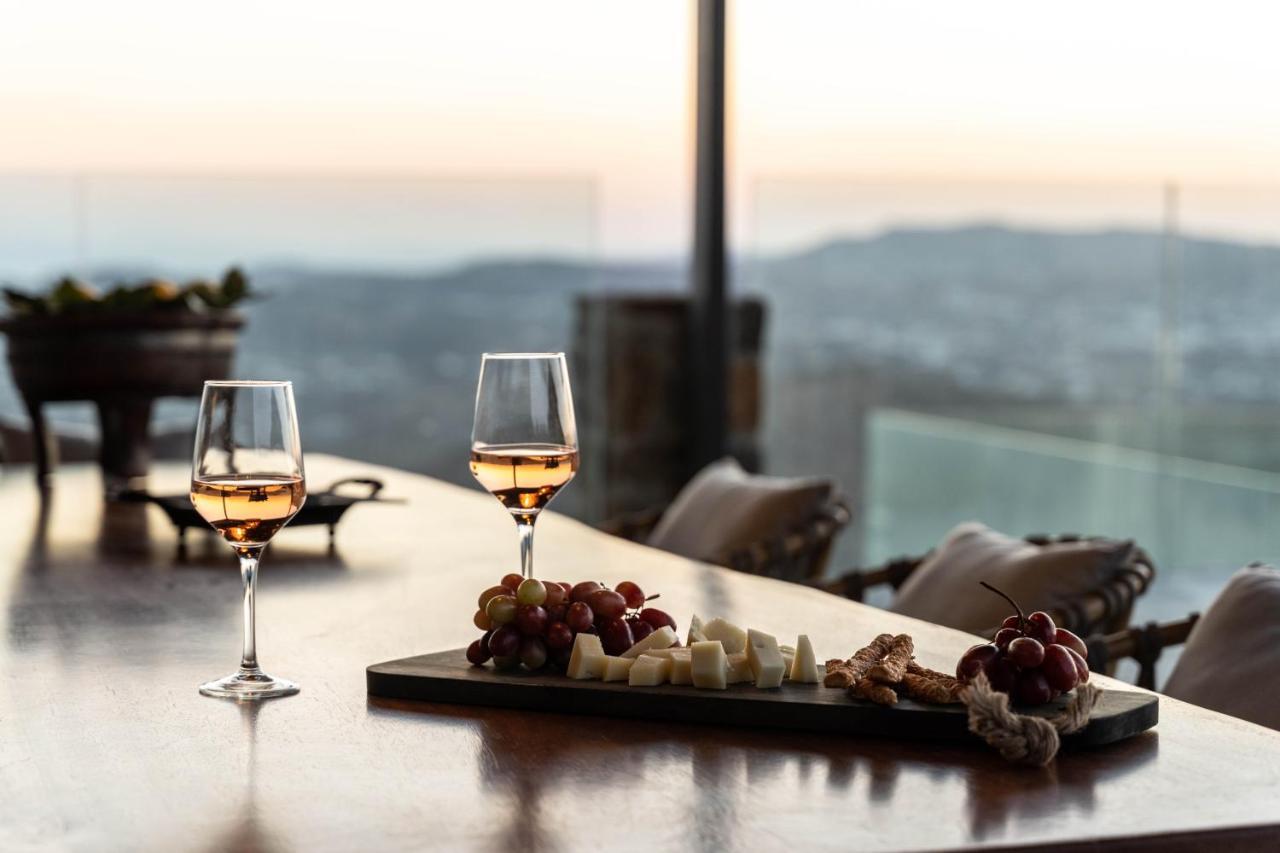 Makani Suites Ano Mera Exteriör bild